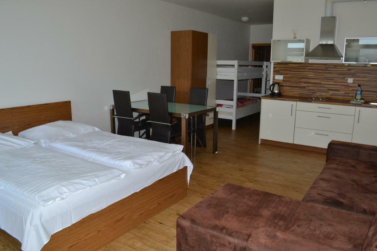 Rezidence Club Canada Lipno Sauna Wifi Parking Lipno nad Vltavou Bagian luar foto